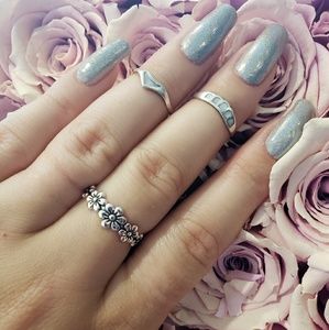 Sterling silver flower ring